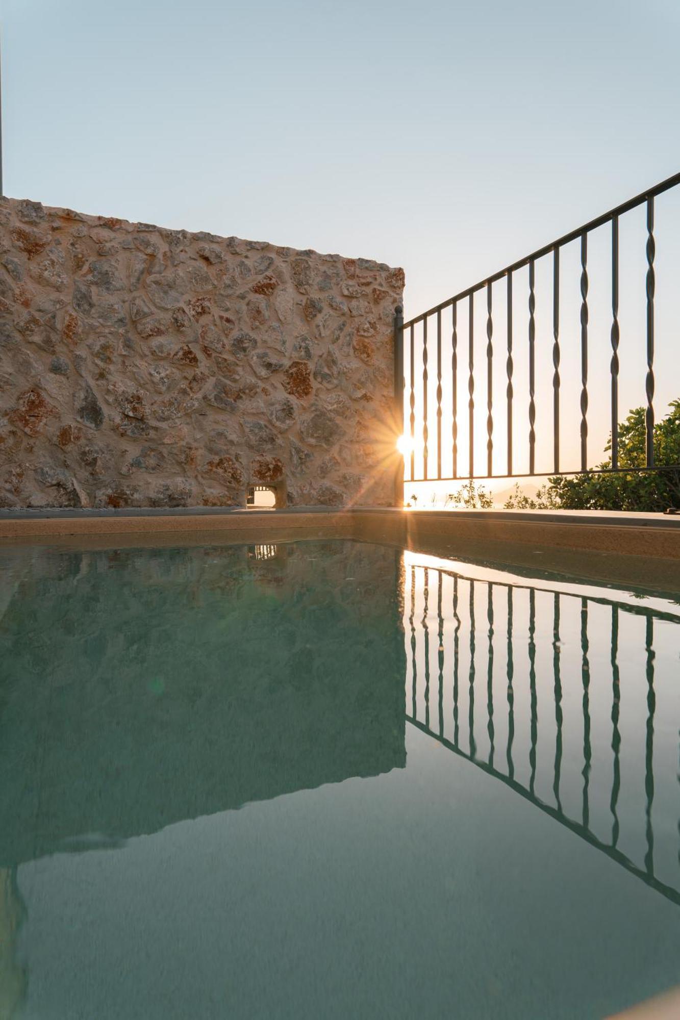 Villa Rosa - Luxury Villas With Panoramic Views Lagoudi Zia ภายนอก รูปภาพ